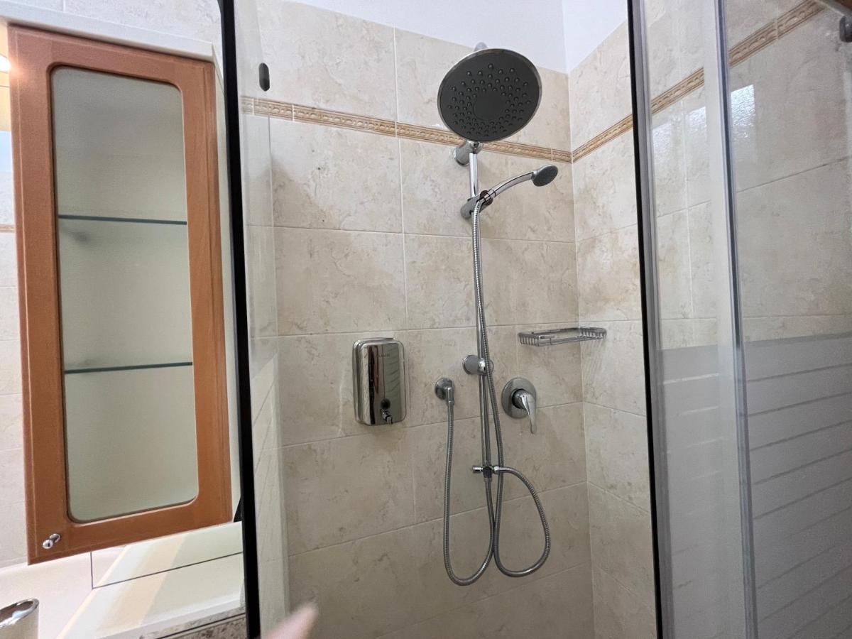 Attico Briccarello -Intero Appartamento- Elegant Suite With Free Wifi Near Inalpi Arena And Sporting Club Torino-Olimpyc Stadium מראה חיצוני תמונה